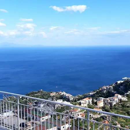 Monte Brusara Relais رافيلّو