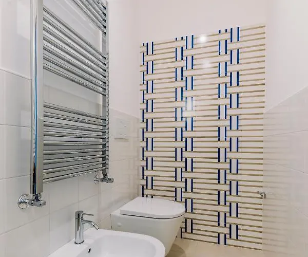 Monte Brusara Relais 住宿加早餐酒店 拉维罗