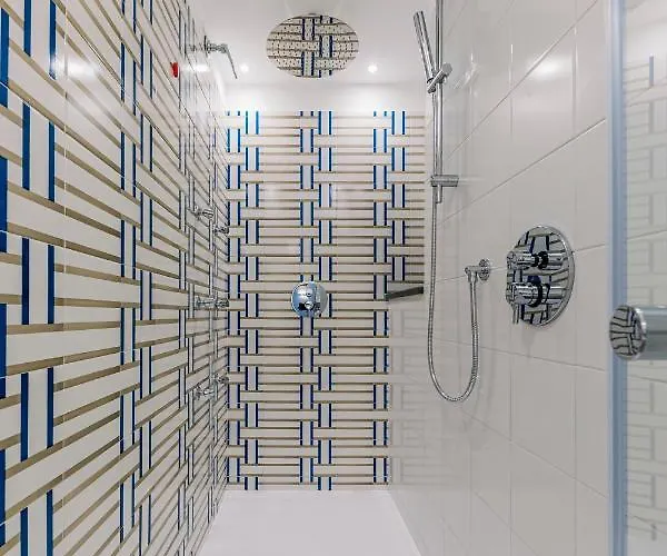 Monte Brusara Relais 住宿加早餐酒店 4*