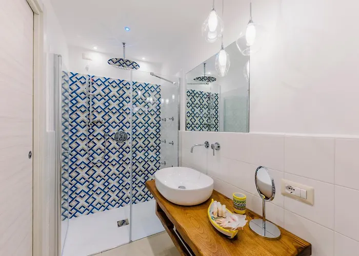 Monte Brusara Relais 4*